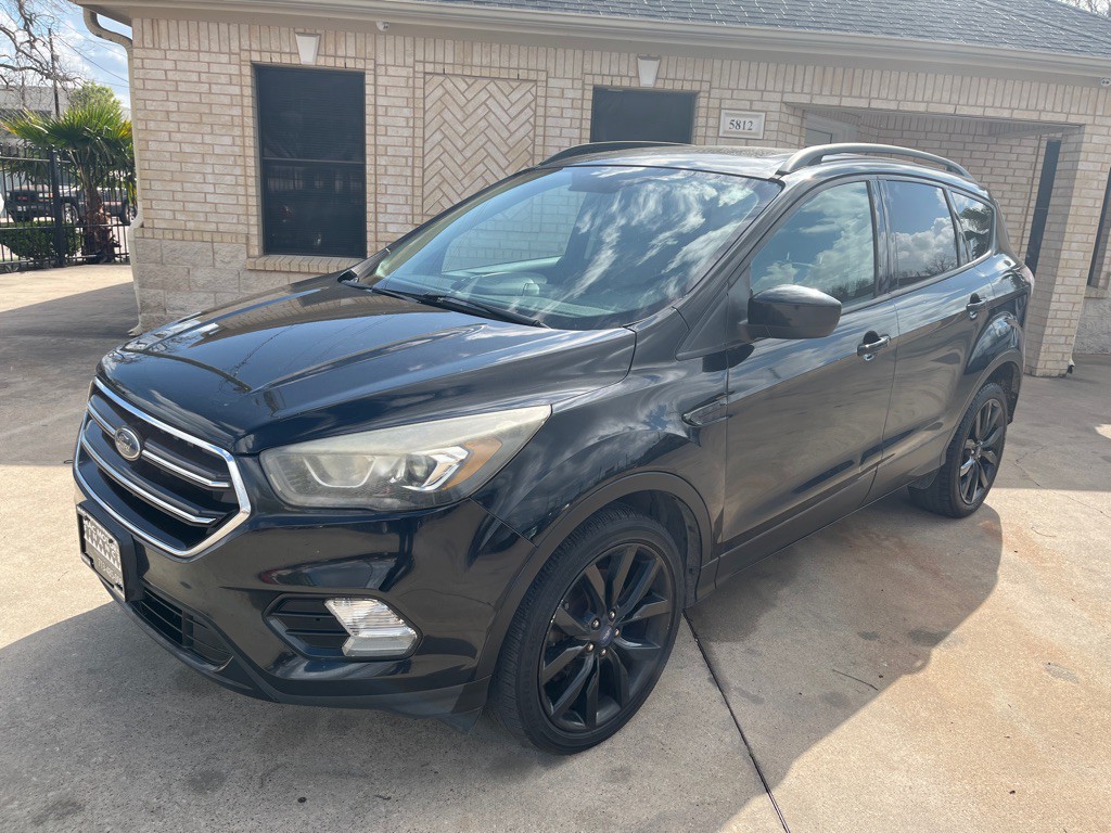2017 Ford Escape Image 10