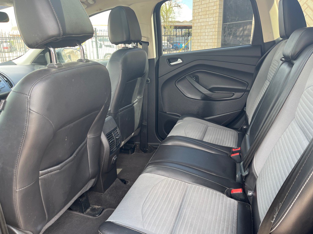 2017 Ford Escape Image 17