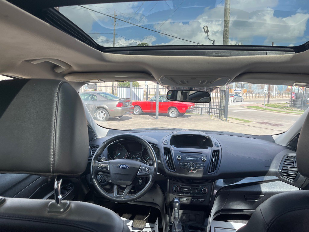 2017 Ford Escape Image 21