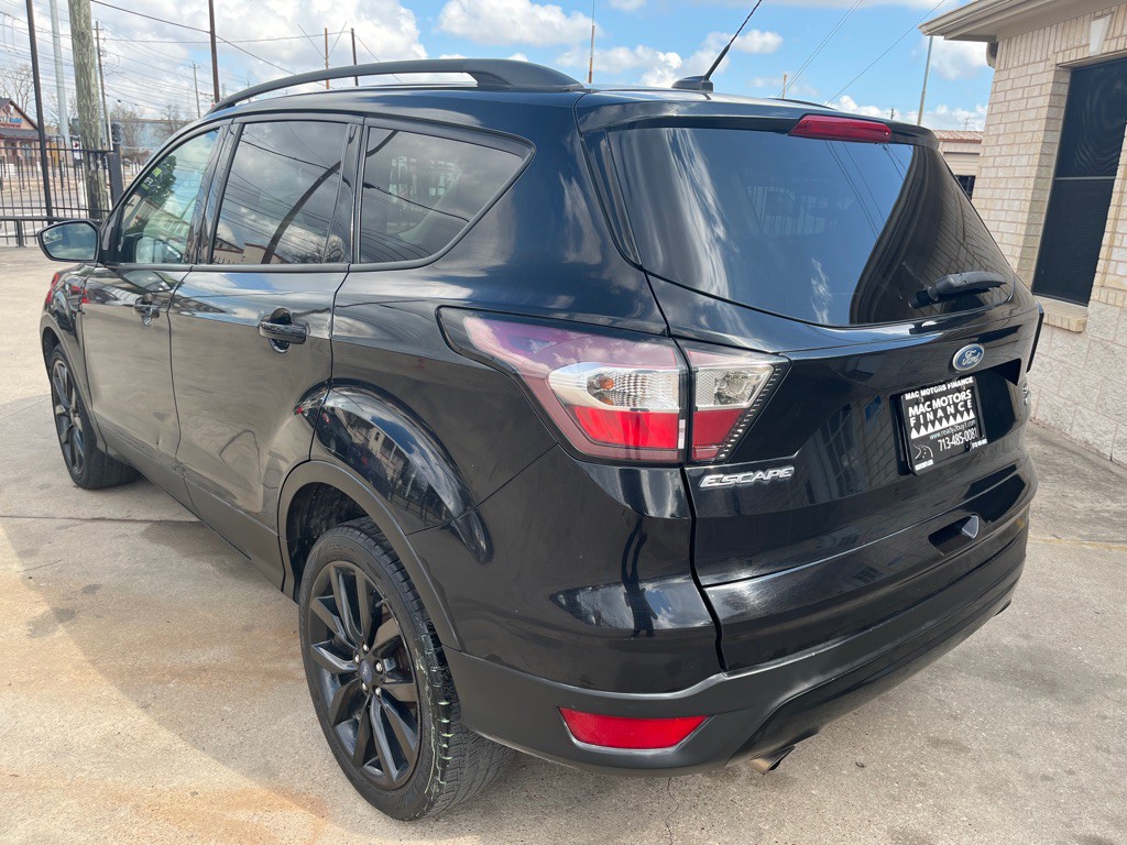 2017 Ford Escape Image 33