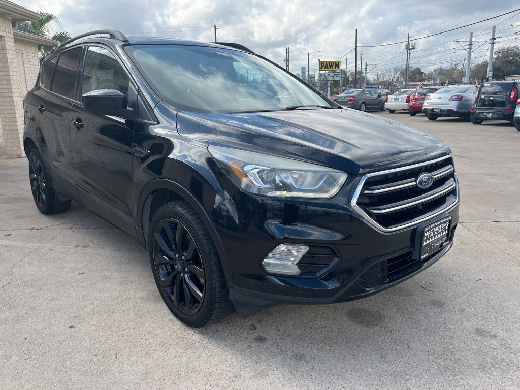 2017 Ford Escape Image 35