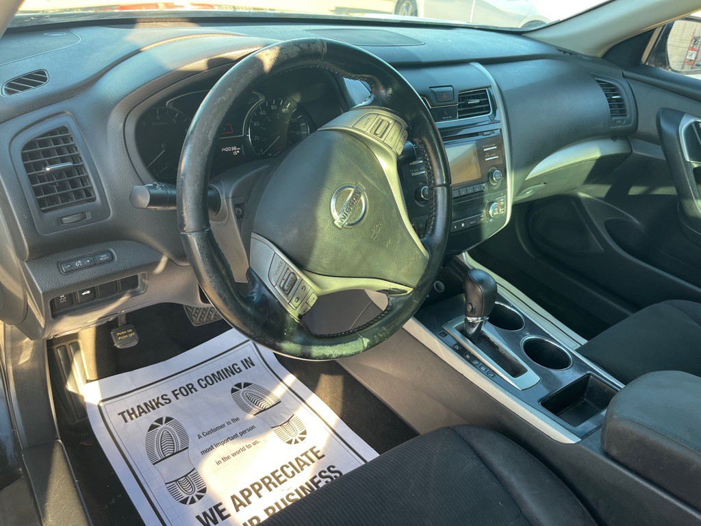 2013 Nissan Altima Image 16