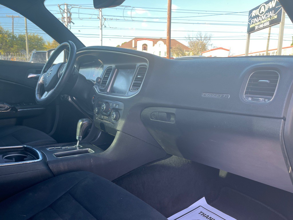 2011 Dodge Charger Image 13