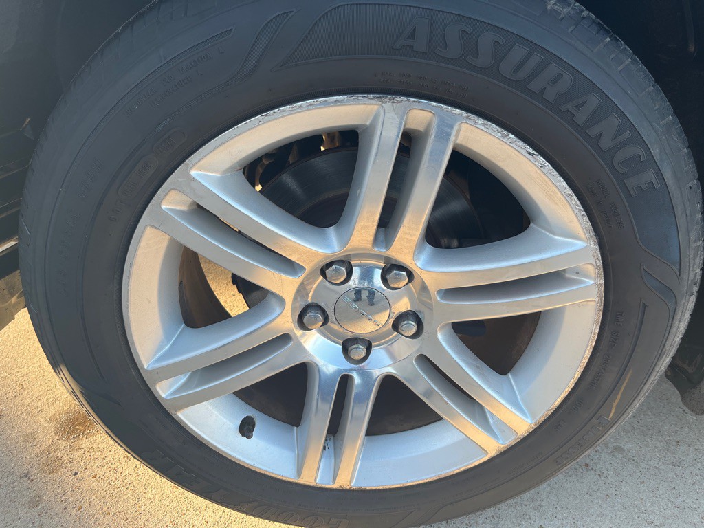 2011 Dodge Charger Image 24