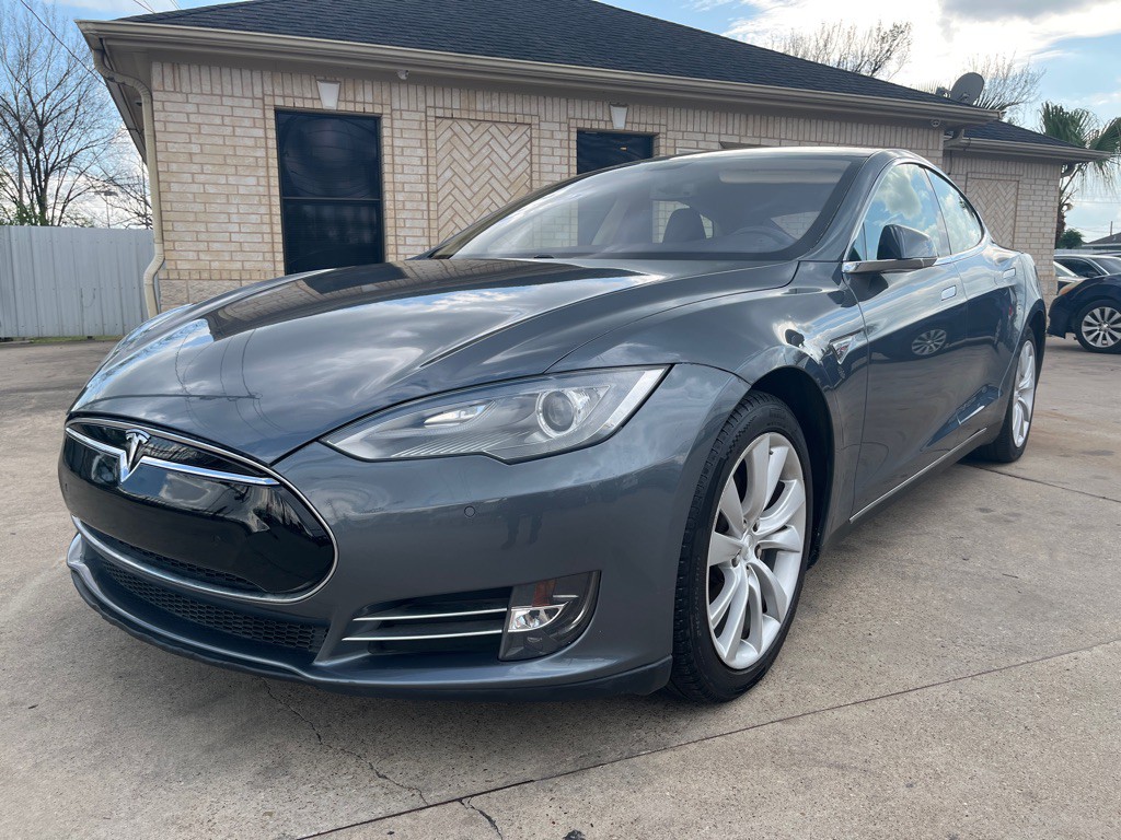 2013 Tesla Model S Image 3