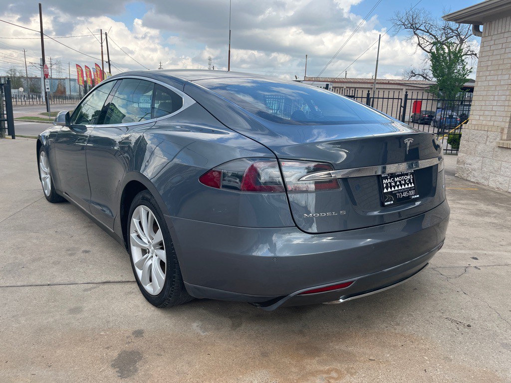 2013 Tesla Model S Image 9