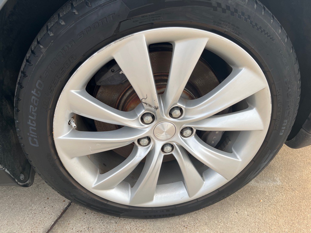 2013 Tesla Model S Image 27