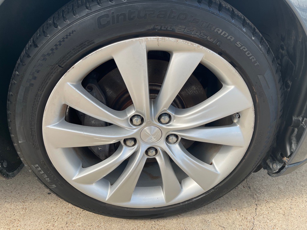 2013 Tesla Model S Image 29