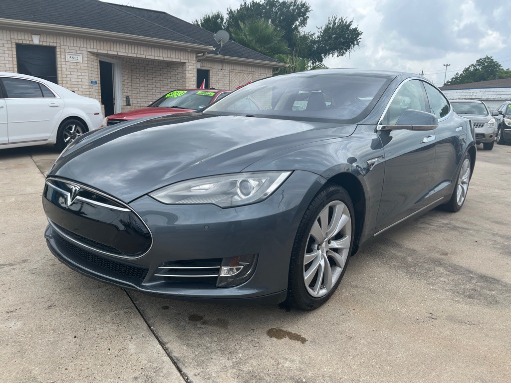 2013 Tesla Model S Image 3