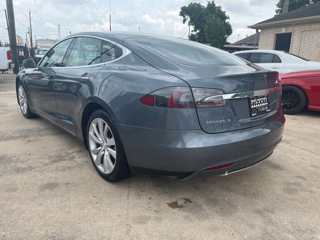2013 Tesla Model S Image 8