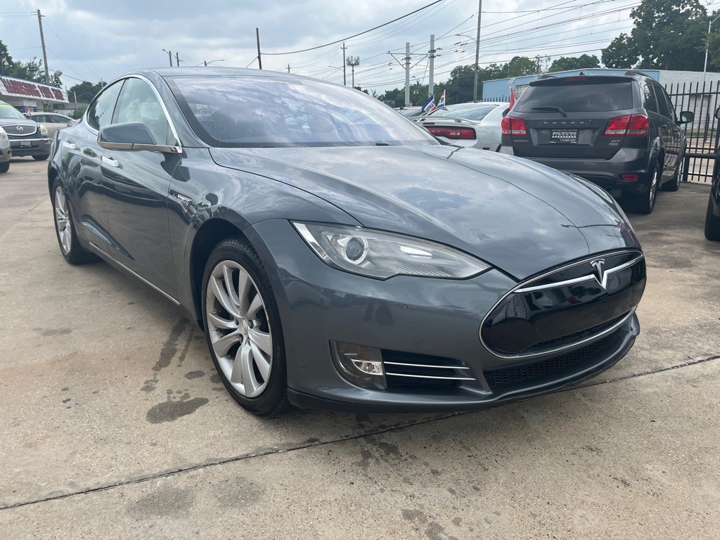 2013 Tesla Model S Image 23