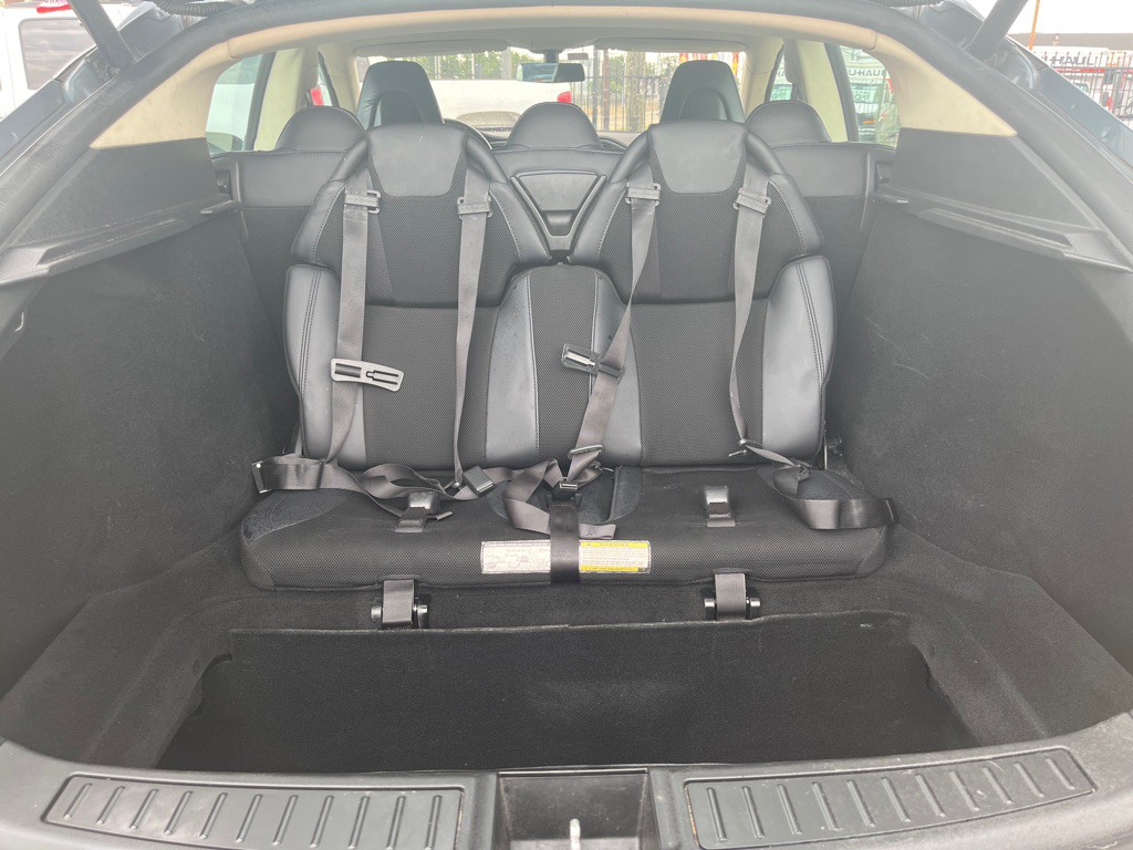 2013 Tesla Model S Image 27