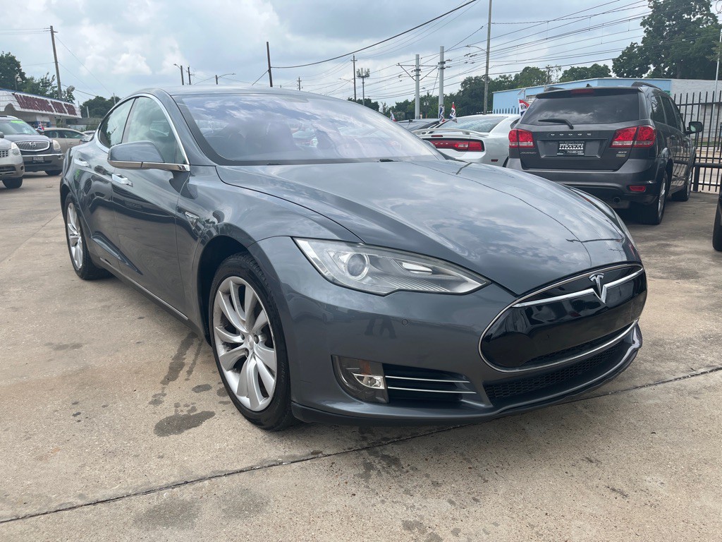 2013 Tesla Model S Image 35