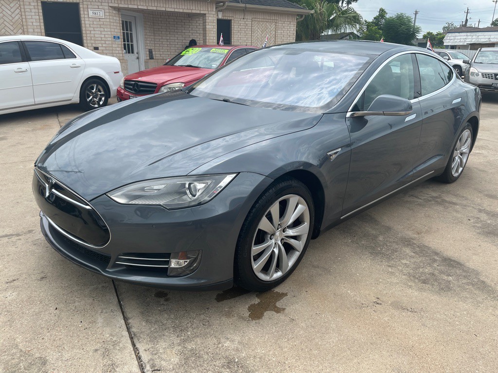 2013 Tesla Model S Image 46
