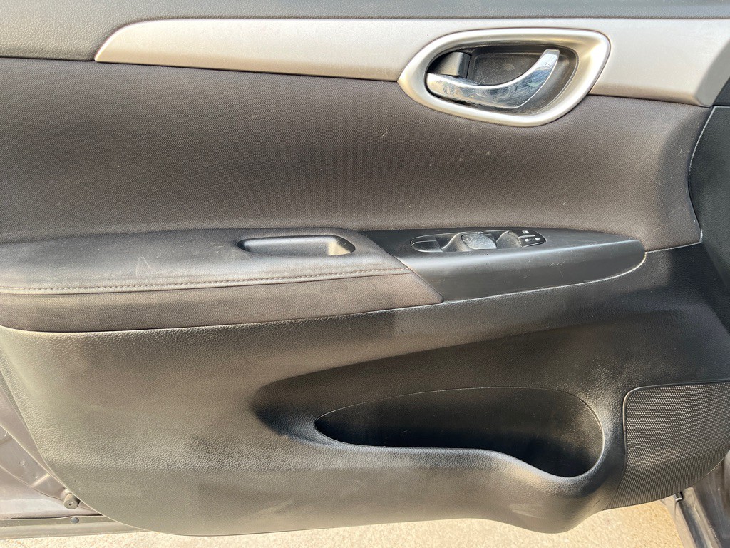 2014 Nissan Sentra Image 12