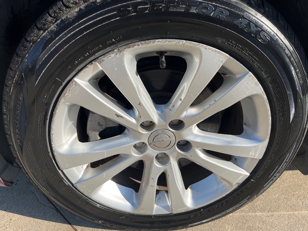 2016 Chrysler 200 Image 25