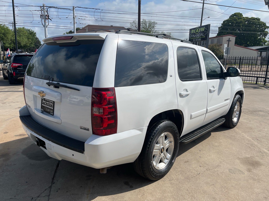 2009 Chevrolet Tahoe Image 28