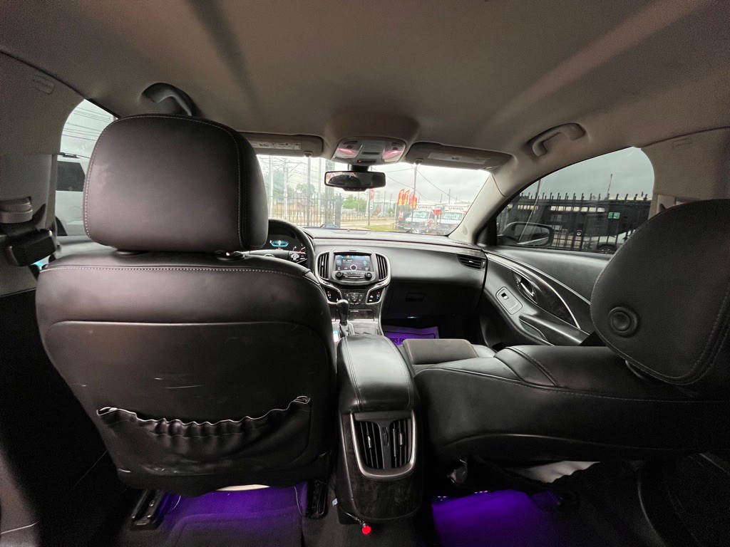 2015 Buick Lacrosse Image 11