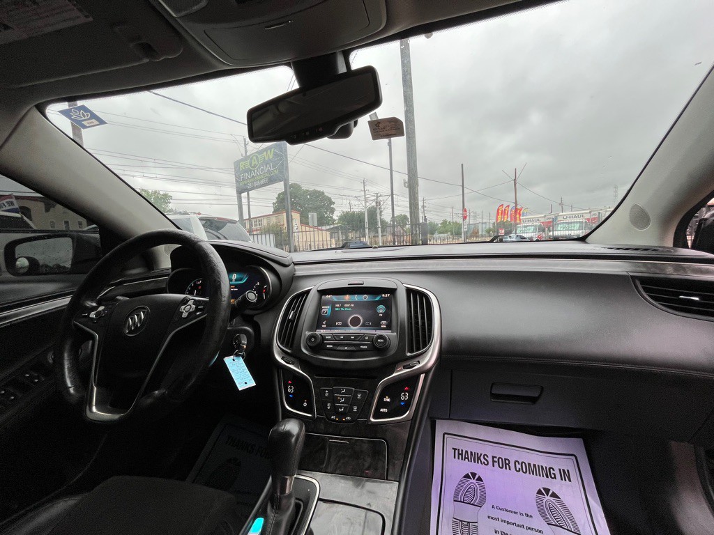 2015 Buick Lacrosse Image 14