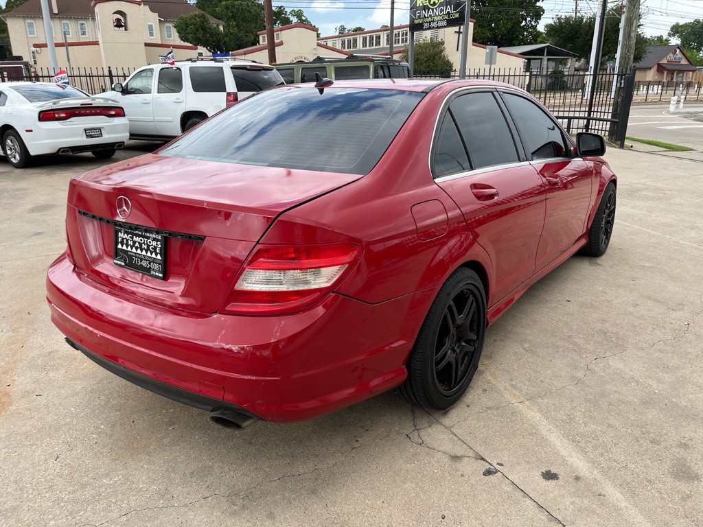 2008 Mercedes-Benz C-Class Image 2