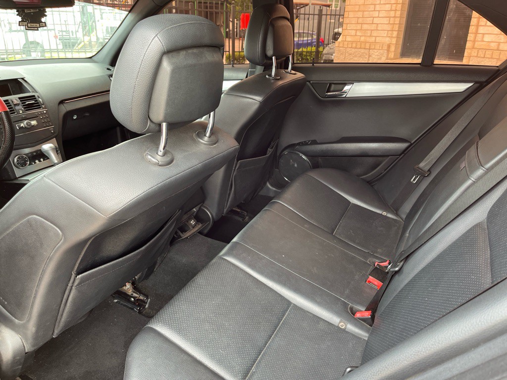 2008 Mercedes-Benz C-Class Image 10