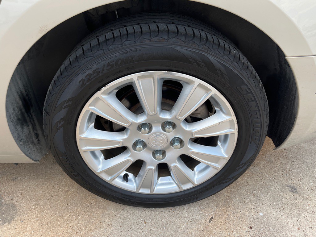 2012 Buick Lacrosse Image 30
