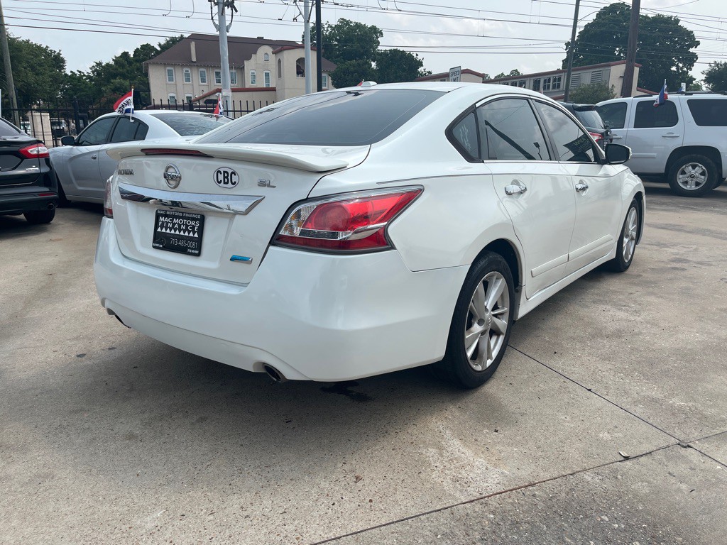 2014 Nissan Altima Image 4