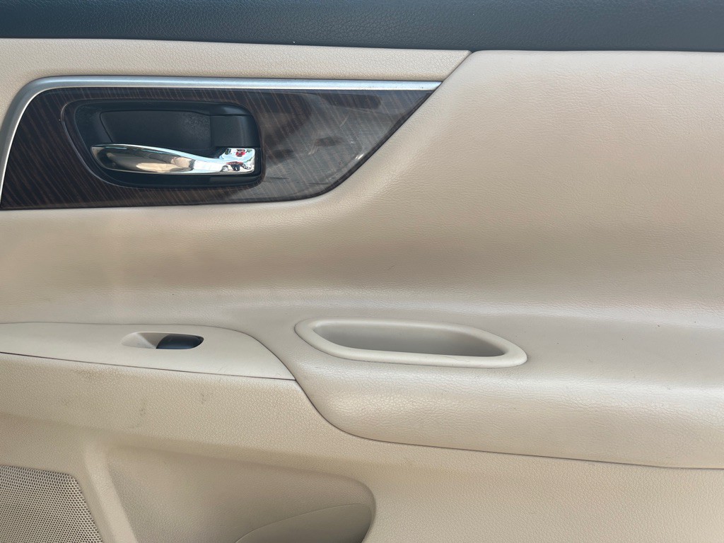 2014 Nissan Altima Image 12