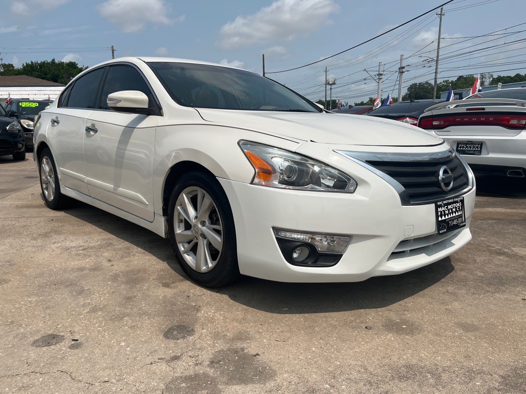 2014 Nissan Altima Image 22