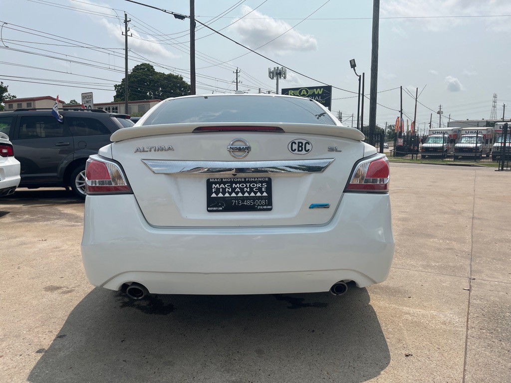 2014 Nissan Altima Image 27