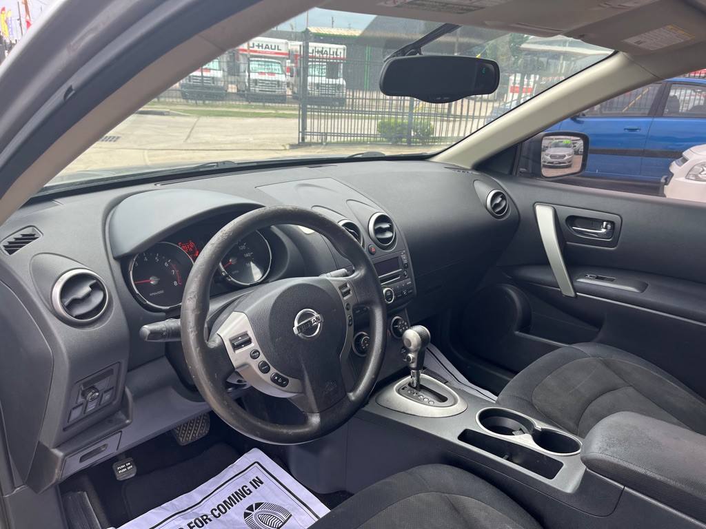 2010 Nissan Rogue Image 31