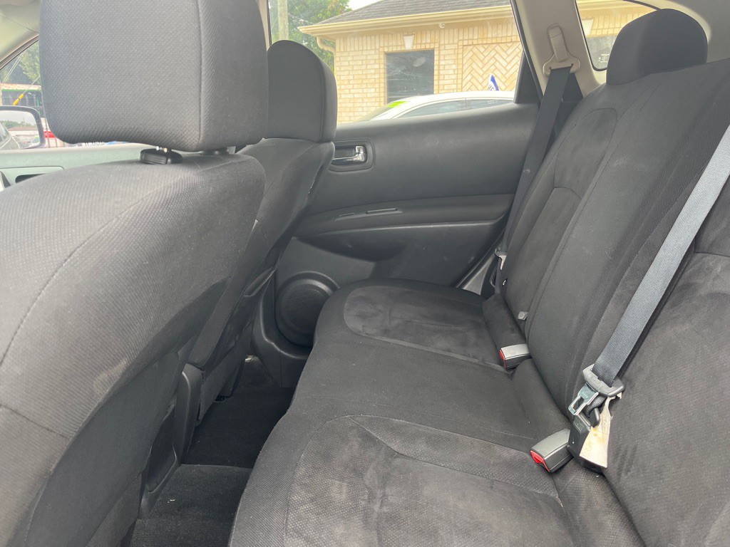 2010 Nissan Rogue Image 37