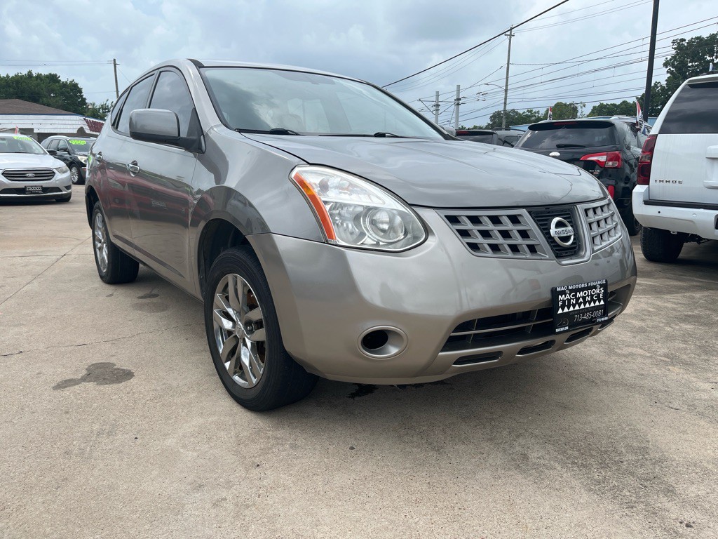 2010 Nissan Rogue Image 1
