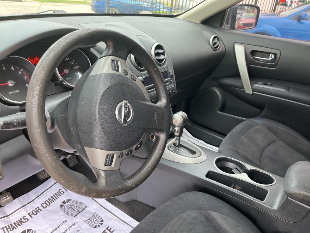 2010 Nissan Rogue Image 10