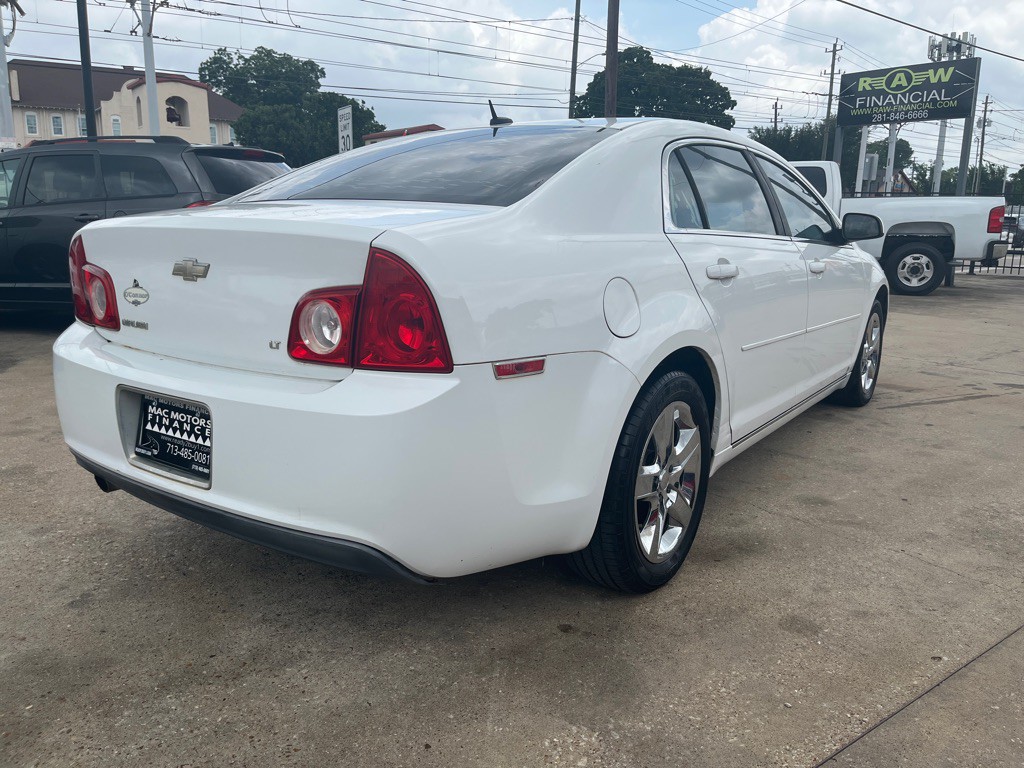 2009 Chevrolet Malibu Image 4