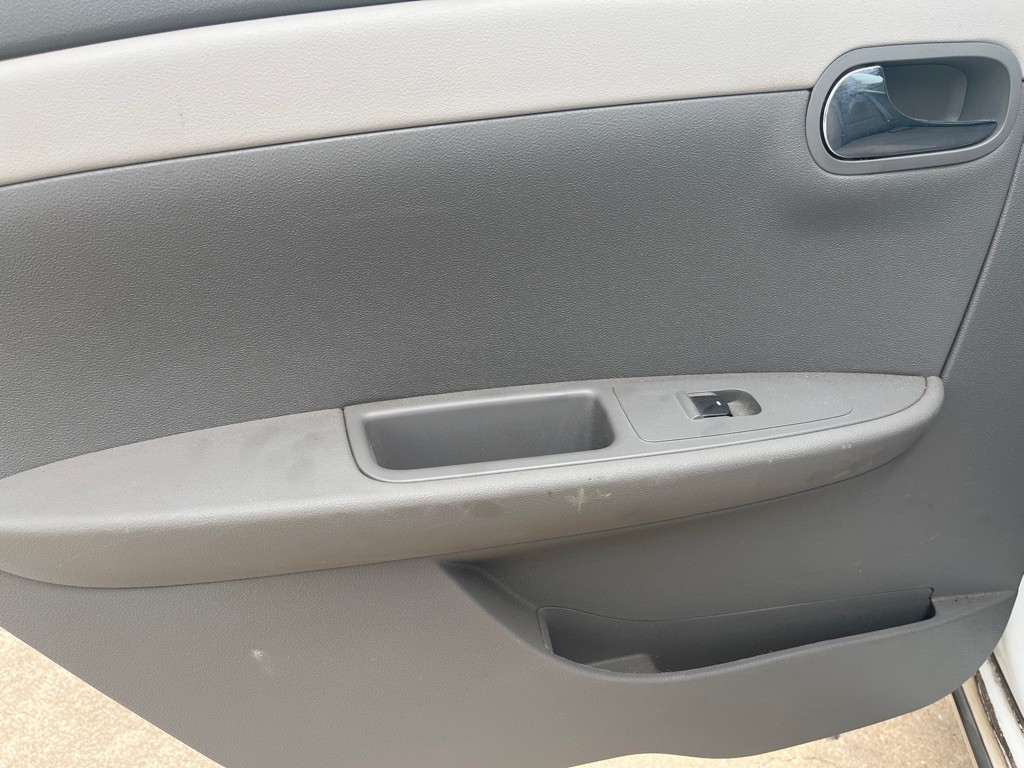 2009 Chevrolet Malibu Image 22