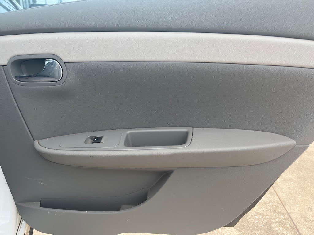 2009 Chevrolet Malibu Image 24