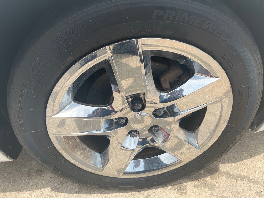 2009 Chevrolet Malibu Image 32