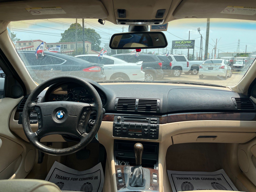 2005 BMW 3 Series Image 8