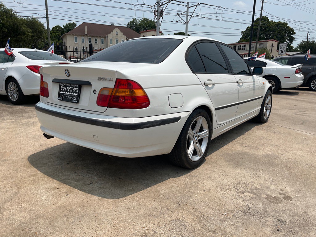 2005 BMW 3 Series Image 24