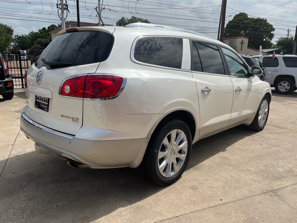 2010 Buick Enclave Image 4