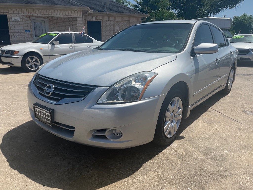 2012 Nissan Altima Image 3