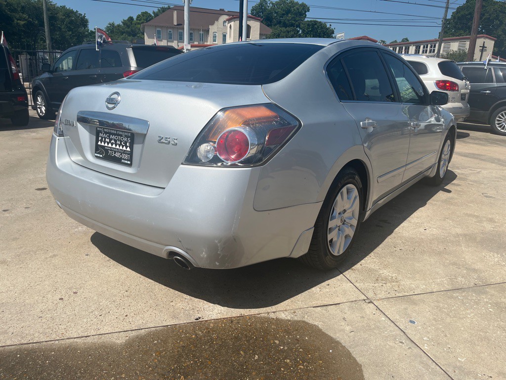 2012 Nissan Altima Image 4