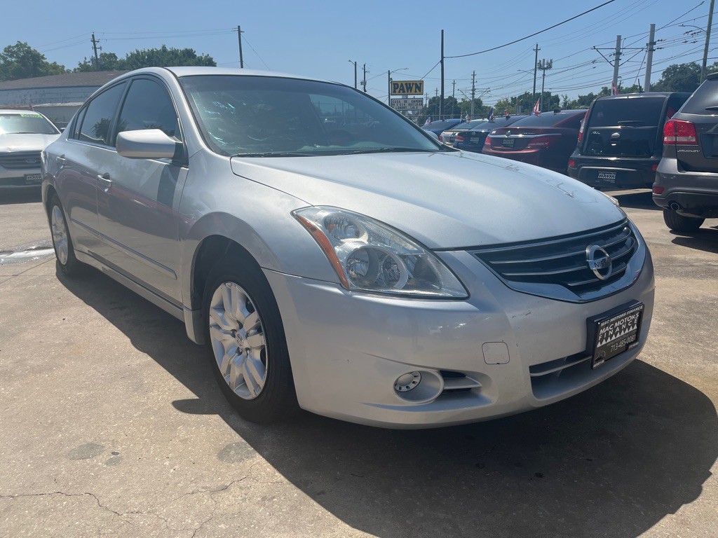 2012 Nissan Altima Image 16