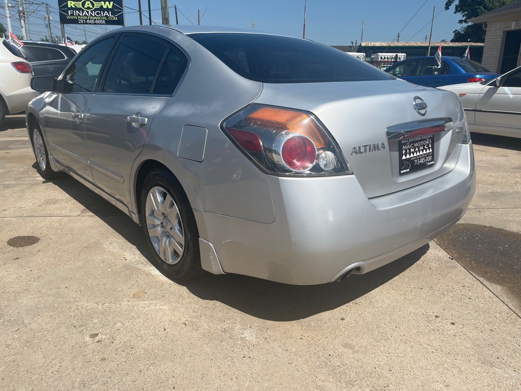 2012 Nissan Altima Image 19