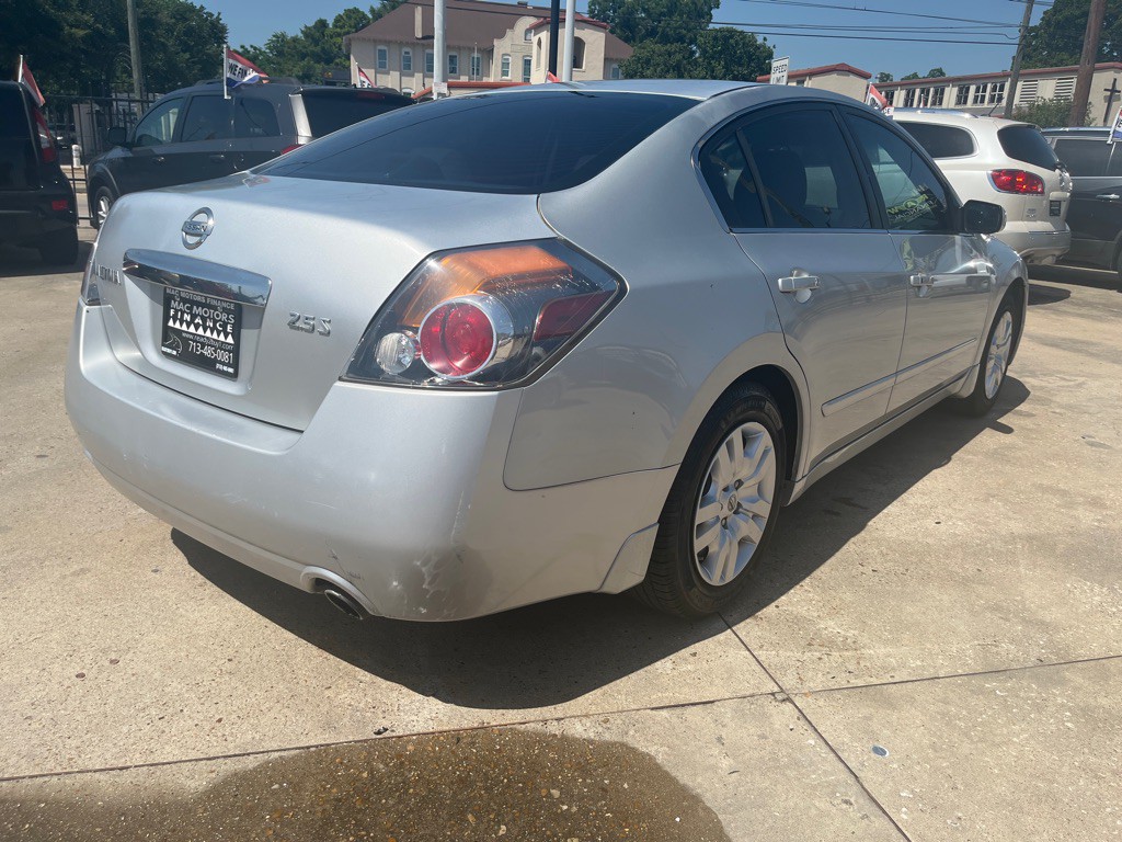 2012 Nissan Altima Image 21