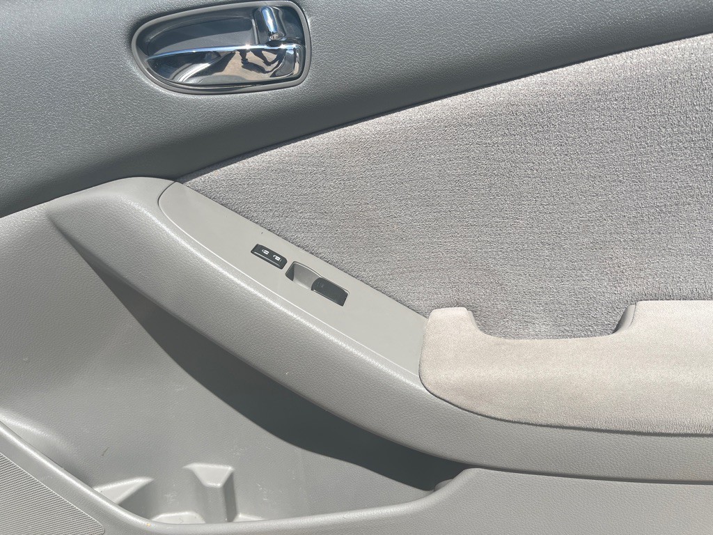 2012 Nissan Altima Image 27