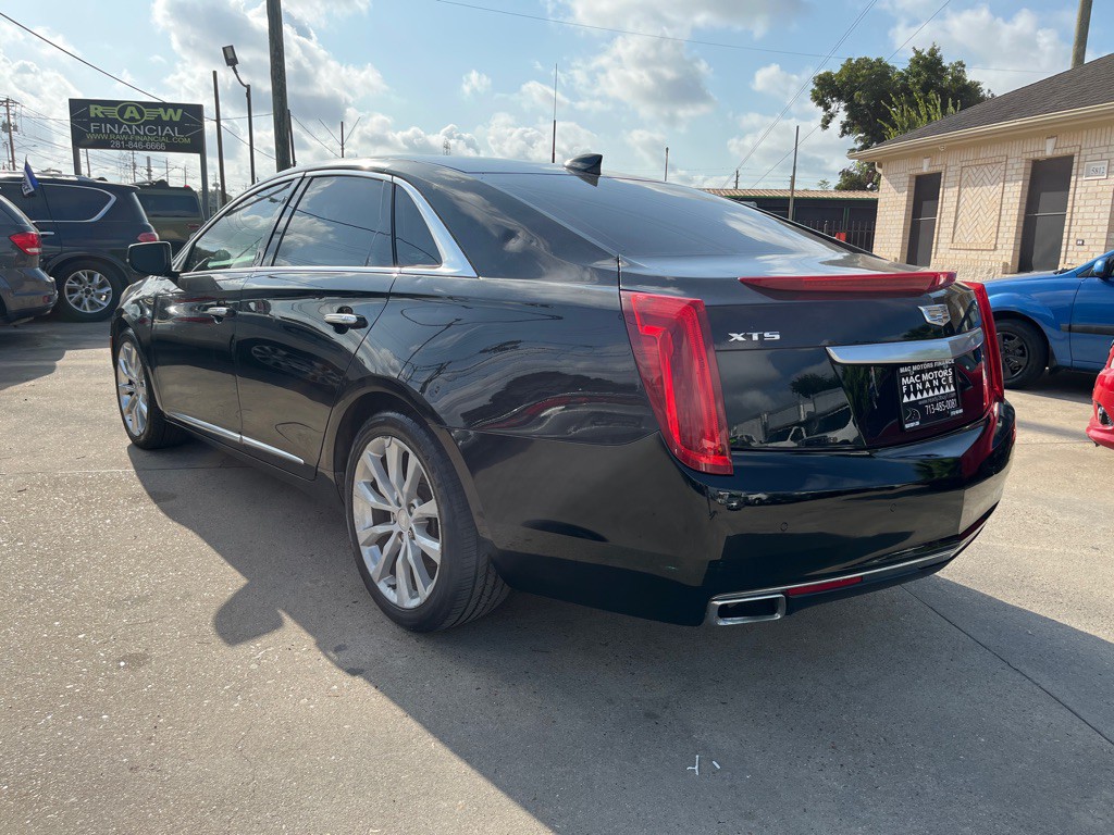 2016 Cadillac XTS Image 3