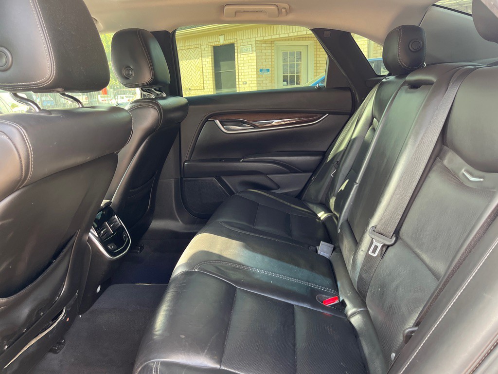 2016 Cadillac XTS Image 9
