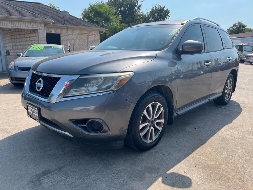 2015 Nissan Pathfinder Image 3